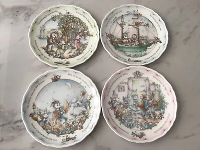 Buy Four - Royal Doulton China Plates From The Owl And The Pussy-cat Collection • 25£