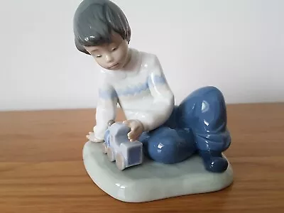 Buy Nao Lladro Porcelain 1052 New Toy. Boy With Toy Train Now Retired  • 18.99£