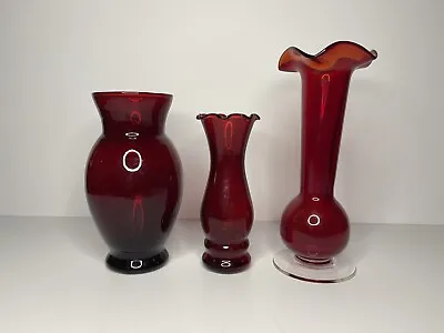 Buy Three Small Ruby Red Glass Vase’s / Lot Of Three Vase’s / Red Glassware  • 33.70£