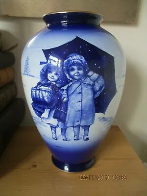 Buy Lord Nelson Ware .. Signed A Smith , Children Underneath A Brolly.Blue And White • 40£