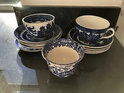 Buy 12 Pieces Of Vintage Willow Pattern Teaset • 16.95£