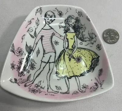 Buy Foley Bone China Trinket Dish  APRIL  SIGNED By Maureen Tanner, Made In England • 12.48£
