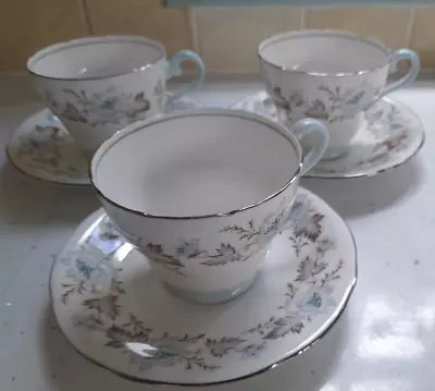Buy Pretty Aynsley Bone China  Caroline  Design Three Cups & Saucers • 10£