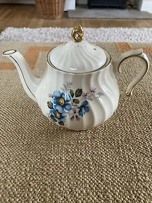 Buy Vintage Sadler Ceramic Teapot England Ribbed Blue Flowers 7118 • 10£