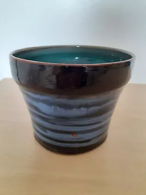 Buy Wold Vintage Hand Thrown Pot • 3.50£