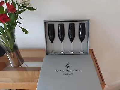 Buy  Champagne Flute Royal Doulton Swirl Black • 25£