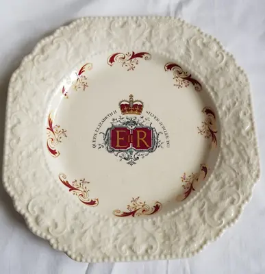 Buy Lord Nelson Pottery,  Embossed China Plate, Queen Elizabeth Silver Jubilee 1977 • 3.99£
