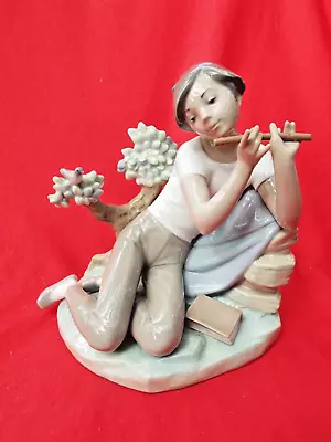 Buy LLADRO    Student Flute Player  4837 Retired Large Figurine • 34.99£