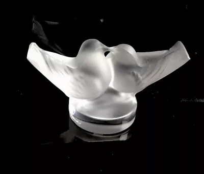 Buy Lalique Kissing Doves • 105£