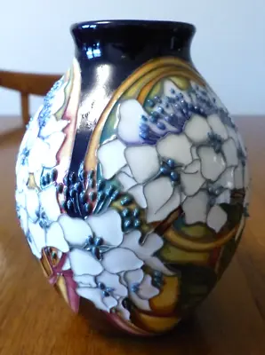 Buy Beautiful Moorcroft Hydrangea Pattern Vase Vicky Lovatt No. 30 Perfect 3/5 • 150£