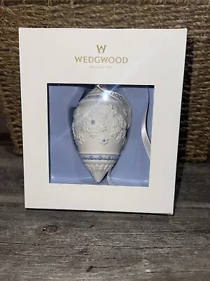 Buy Wedgewood Snowflake Tear Drop Blue & White Christmas Ornament • 47.35£