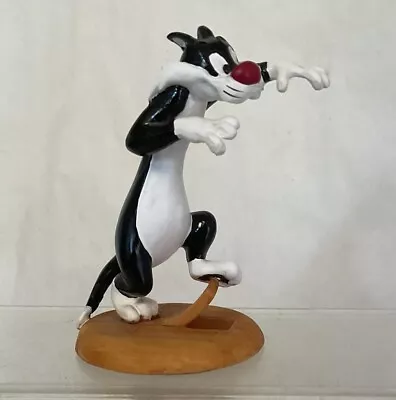 Buy Disney Warner Bros - Resin Figurine - Sylvester • 12.99£
