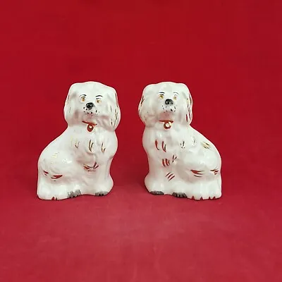 Buy Beswick Dog Figurine 1378 - Pair Of Small Old English Dogs - 7400 BSK • 45£