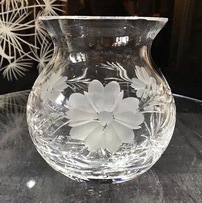 Buy Thomas Webb Crystal Acid Etched Small Flower Design Flower/Posy Vase - Signed. • 28£