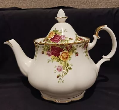 Buy Royal Albert - Old Country Roses, Large 6-8 Cup Teapot. 1962  Made In England • 182.28£