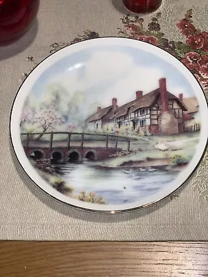 Buy Fenton Bone China Cottages Of Rural England Plate.  Langley On The Water  • 5£