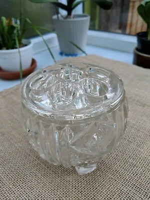 Buy 1930's Cut Glass Flower Bowl With Lid That Divides The Stems • 16£