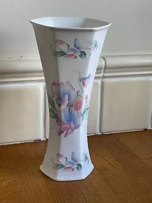 Buy Aynsley 22.5cm Little Sweetheart Hexagonal Vase Bone China Made In UK • 7.99£