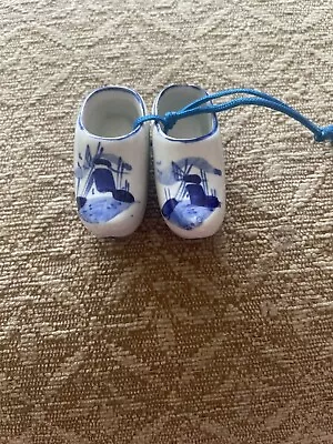 Buy Unmarked Ceramic Hand Painted Clogs Delft Style 2” • 3£