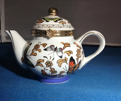 Buy Madison & MAX At Home Porcelain 1st Edition 2002  Teapot Collection • 14.60£