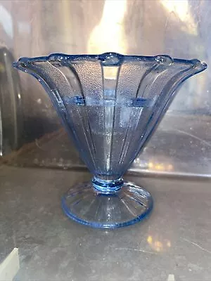 Buy VINTAGE ART DECO 1930s BAGLEY LARGE BLUE GLASS POSY VASE WITH FROG Stylish Flare • 9£
