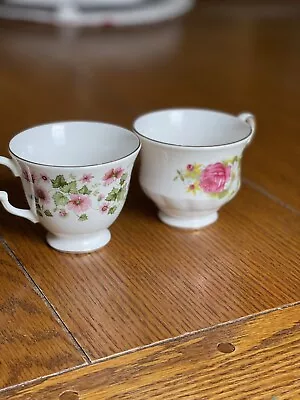 Buy 2-Vintage Queen Anne Bone China Teacups Made In England • 17.07£