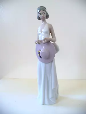 Buy Small Lladro Figurine #5597-Summer Soiree Girl. • 14£