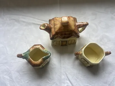 Buy Keele Street Pottery Collection • 15.99£