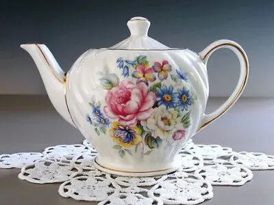 Buy SADLER ENGLAND Individual Teapot 12 Oz Swirl Floral With Gold Trim R5743 1940's • 18.93£