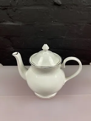 Buy Duchess Madeleine Large Teapot 7.75  High 2 Pints • 32.99£