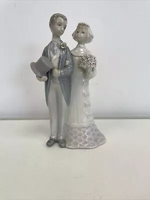 Buy Lladro Bride And Groom 4808 • 25£