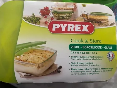 Buy Pyrex Cook & Store Rectangular Dish With Lid, 1.1L • 8£