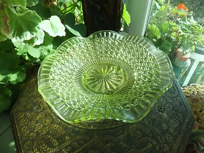 Buy Art Deco Pale Green Glass Fruit Bowl Three Lovely Feet Roaring 20,s  • 25£