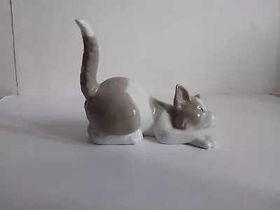 Buy Lladro Cat Figurine No.5112  'Attentive Cat  Made In 1981 • 20£