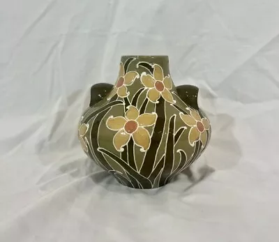 Buy THE FOLEY CHINA - Urbato Vase, England, 1880-1925 • 287.71£