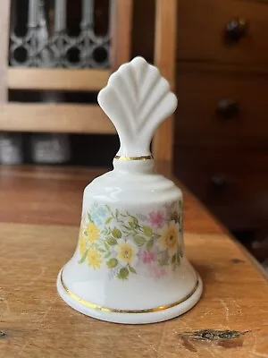 Buy VINTAGE BONE CHINA BELL WITH FAN HANDLE - FENTON CHINA COMPANY(1950's).    • 4.25£