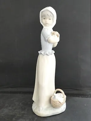 Buy Nao By Lladro  PROTECTING THE DOG- Girl Holding Puppy - Excellent Condition • 13.50£