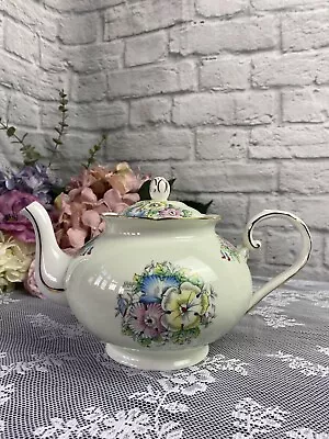 Buy Vintage Royal Grafton Large Teapot ‘Petunia’ • 25£