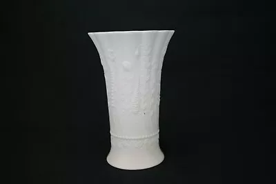 Buy Vintage(1960s) AK Kaiser White Bisque Fluted Vase By Manfred Frey, Perfect, A+++ • 37.70£