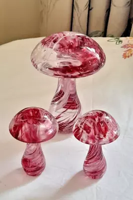 Buy Heron Glass Red Mushroom Set - Gift Boxes - Hand Crafted In Ulverston, Cumbria • 55£