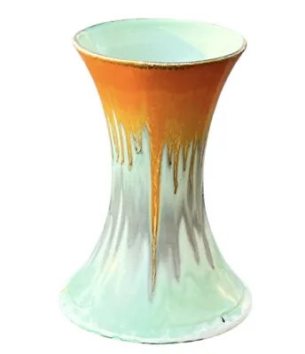Buy Shelley Drip Ware Vase • 55£