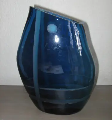 Buy Contemporary Fenton Blue Odyssey Cut Glass Vase 91055 • 47.46£