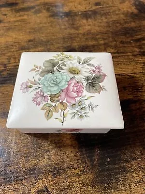 Buy POOLE POTTERY SQUARE LIDDED TRINKET BOX  Pretty Floral Design • 7.50£