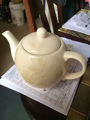 Buy Arthur Wood Cream Tea Pot • 4.50£