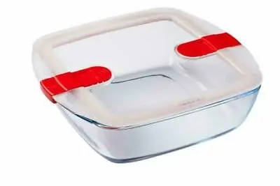 Buy Pyrex Classic Square Glass Dish With Vented Lid 2.2L - Red • 15.79£