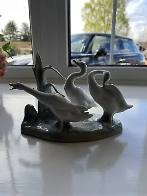 Buy LLADRO # 4549 Geese Group 3 Birds Ducks On Base Figure, Decorative • 25£