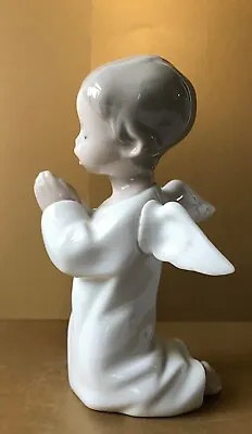 Buy Lladro Porcelain Figurine ANGEL PRAYING C1989 4538 5 Inches • 25£