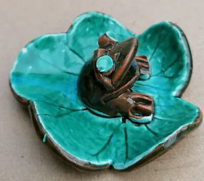 Buy Vintage Ceramic Pottery Frog On Lily Pad By PADARN Studio 7.4cm Across    SE010 • 4£