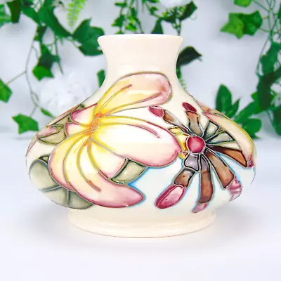 Buy Moorcroft Pottery Squat Vase Frangipani Pattern 11cm Signed WM 1999 • 99.99£