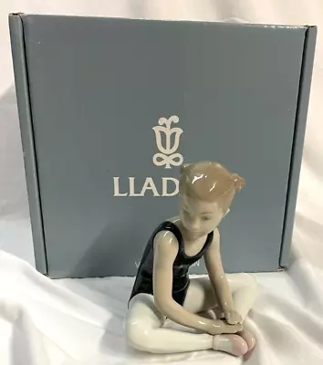 Buy Lladro Figurine #8770   Thinking Of My Debut  Ballerina With Original Box • 237.18£
